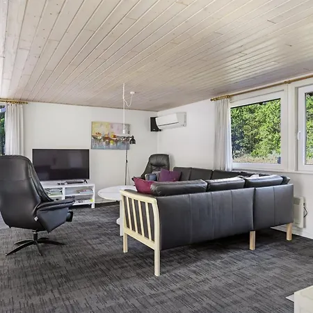 Feriehus Maija - 1-4km From The Sea By Interhome